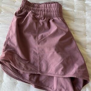 Purple hottie hot shorts (lululemon)